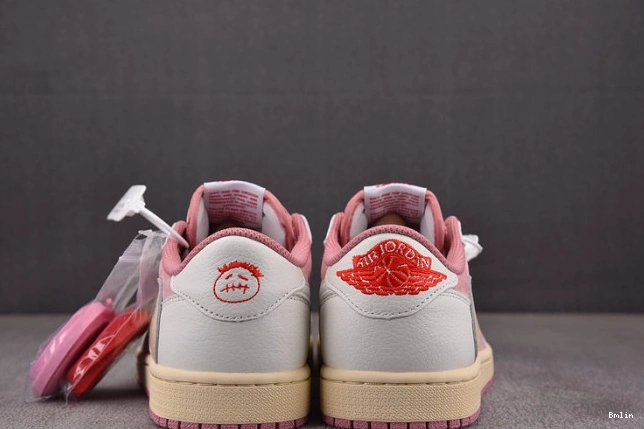 Bmlin Shoes DM7866-600 x Travis 1 Scott AJ SP OG Low 0720